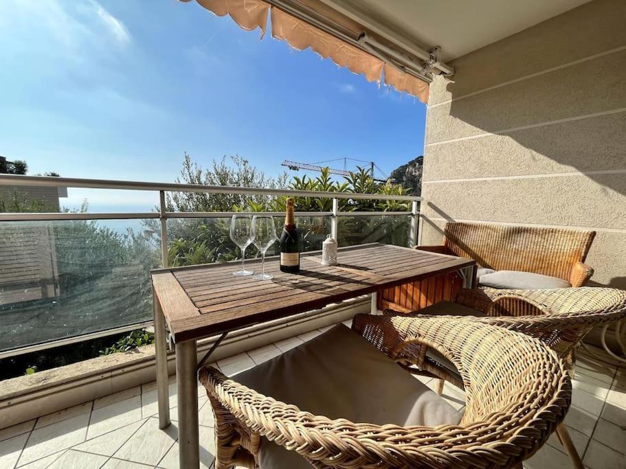 Appartamento Les Jardins De Monaco Vue Mer Et Piscine Saint-Antoine  Esterno foto